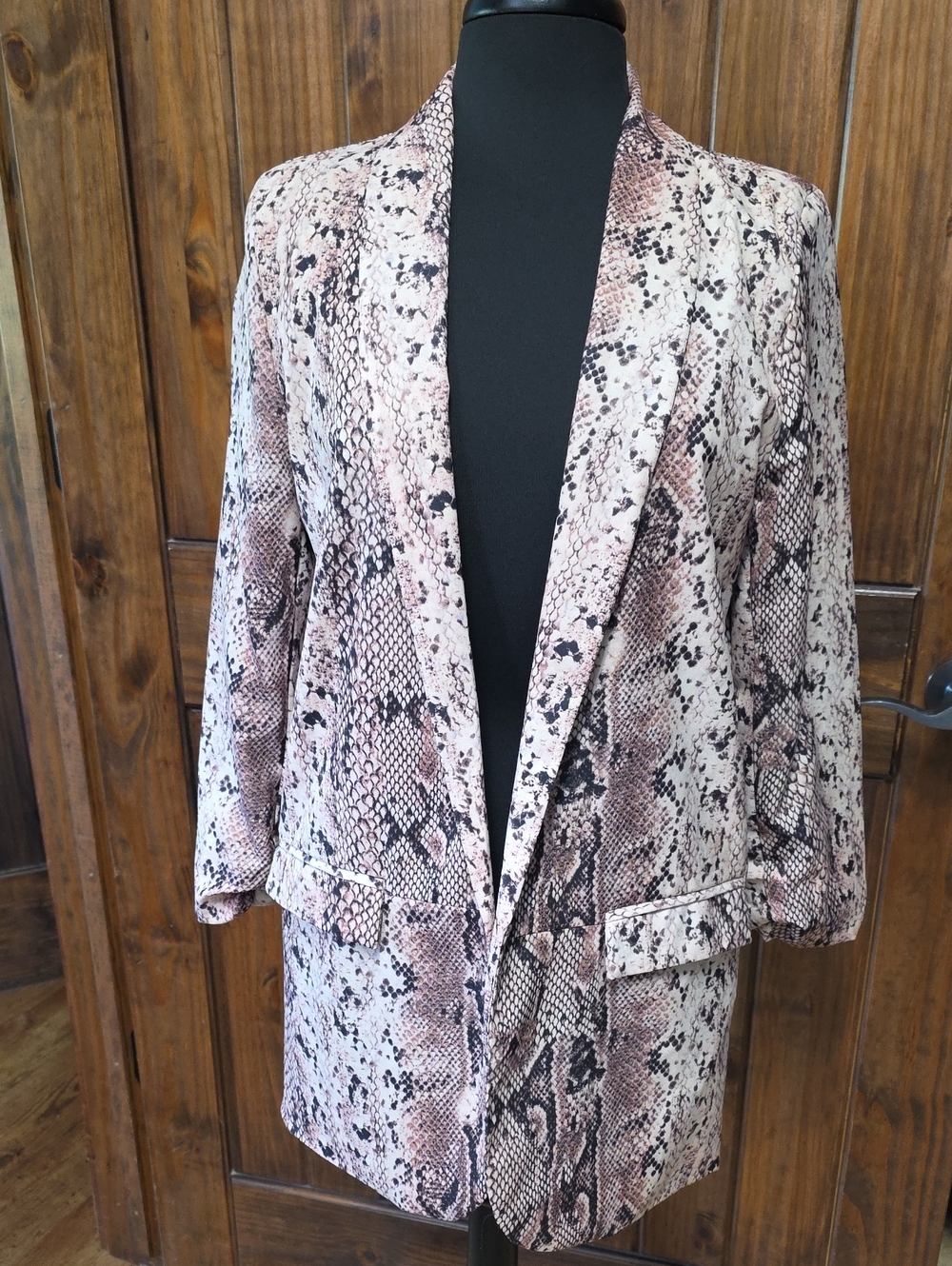 Snake-Print Blazer Jacket in Pink and Cream - Size M